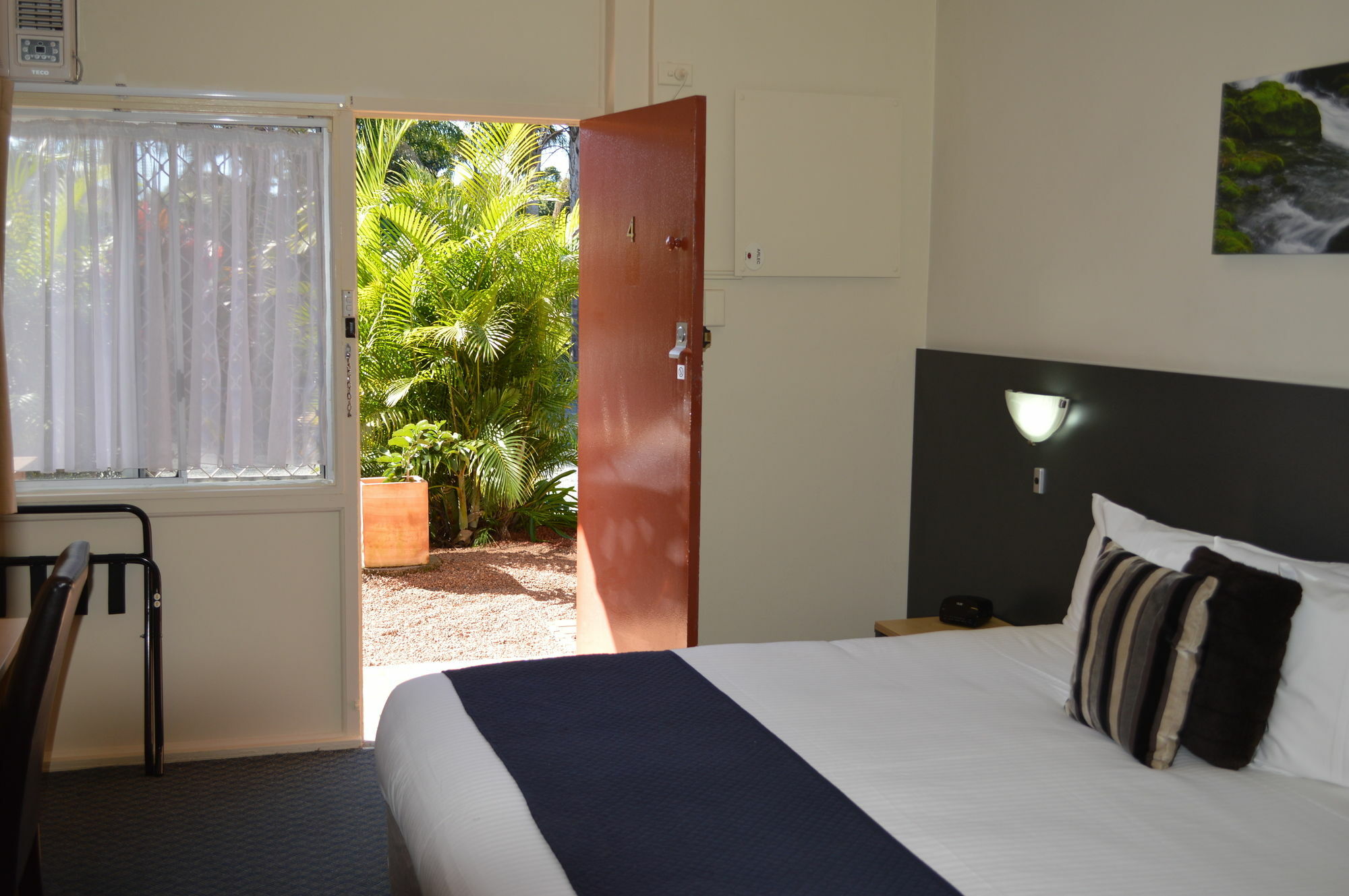 Taree Motor Inn Exteriör bild